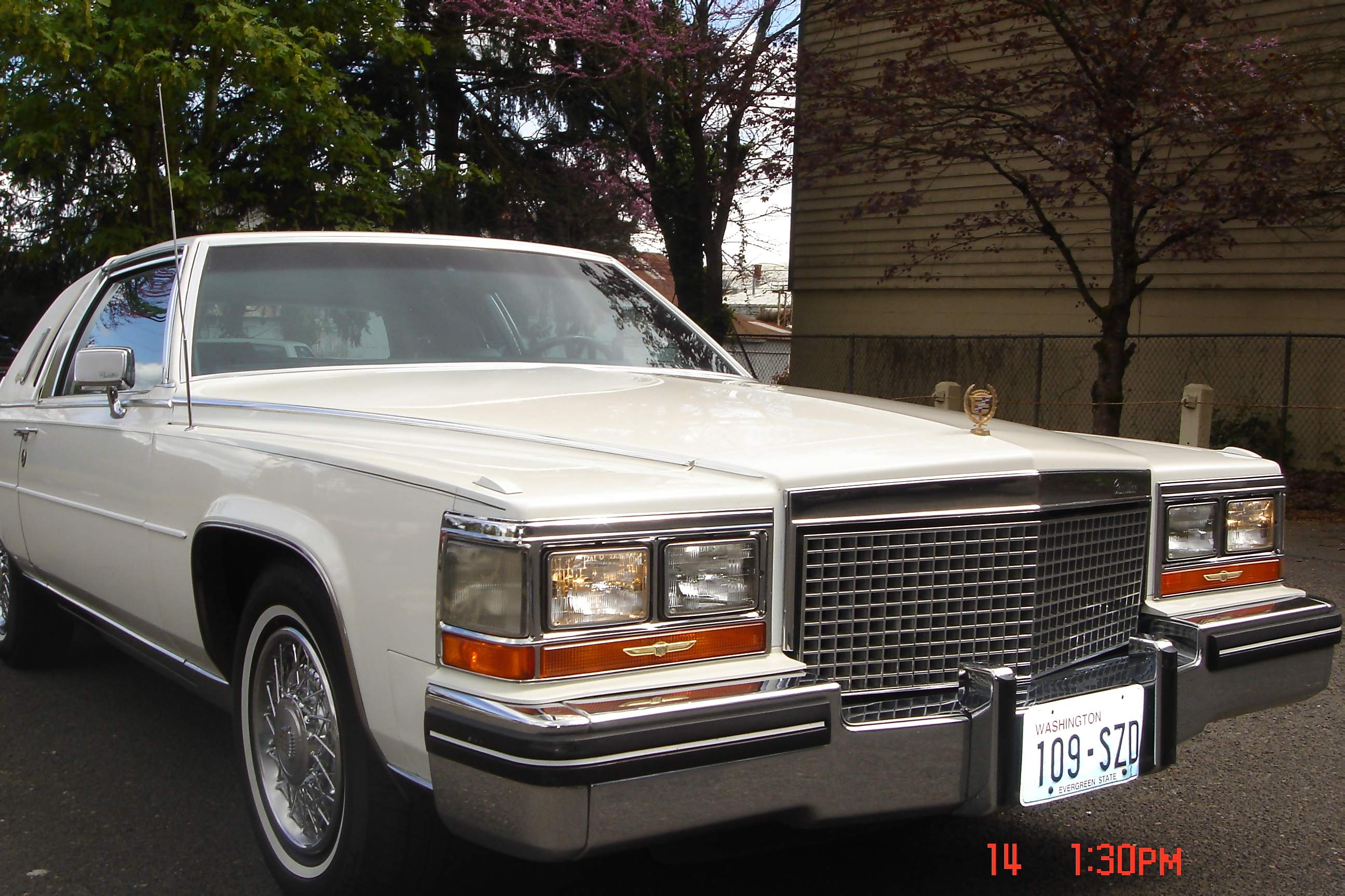 1985 Cadillac Fleetwood Brougham De Elegance Coupe